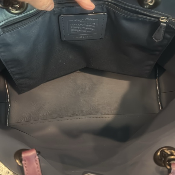 Coach 78218 Signature Chain Central Tote - Picture 6 of 9